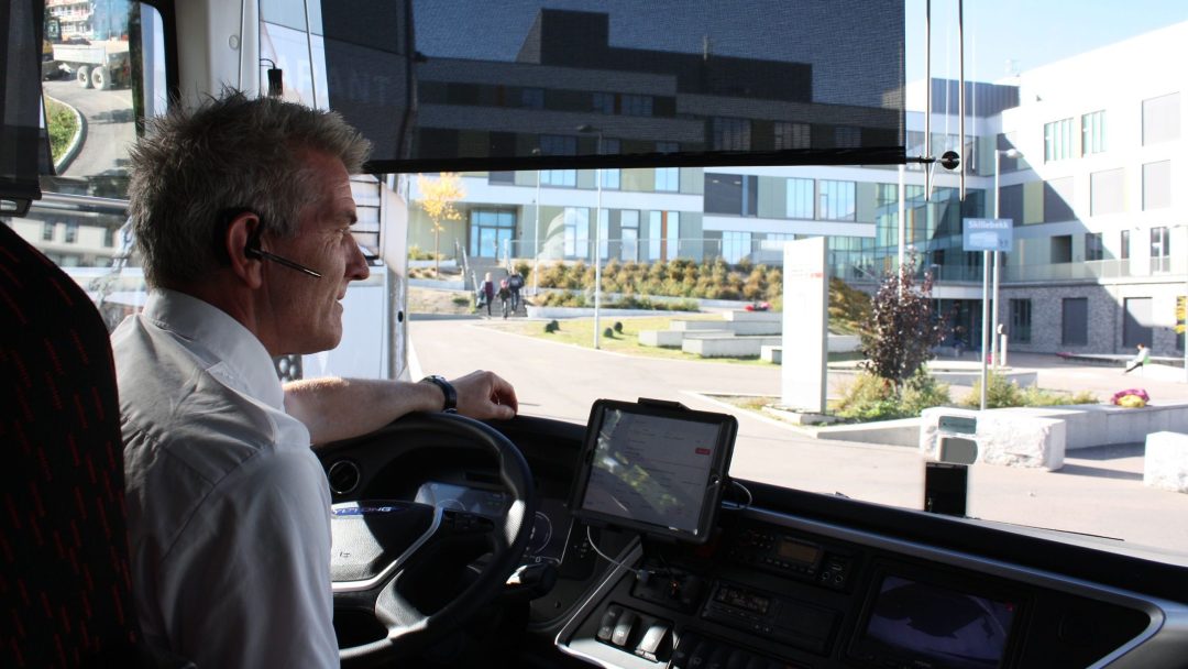 Frode Lillebø driving electric bus