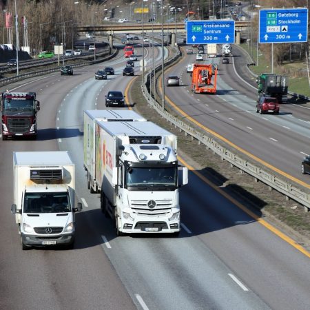 Gå til Slik vil storbyene nå klimamålene i transportsektoren