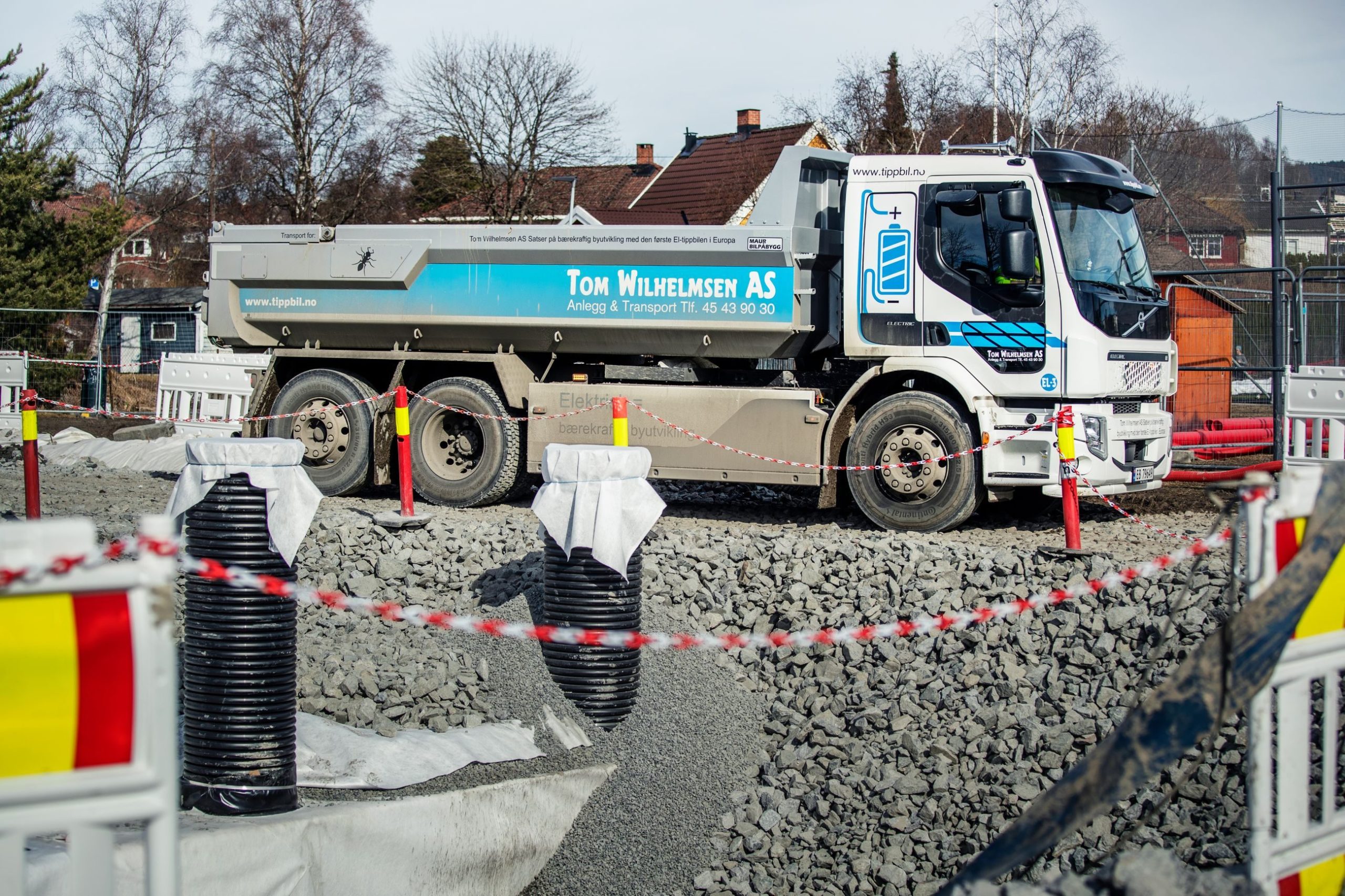 elektrisk lastebil på byggeplass