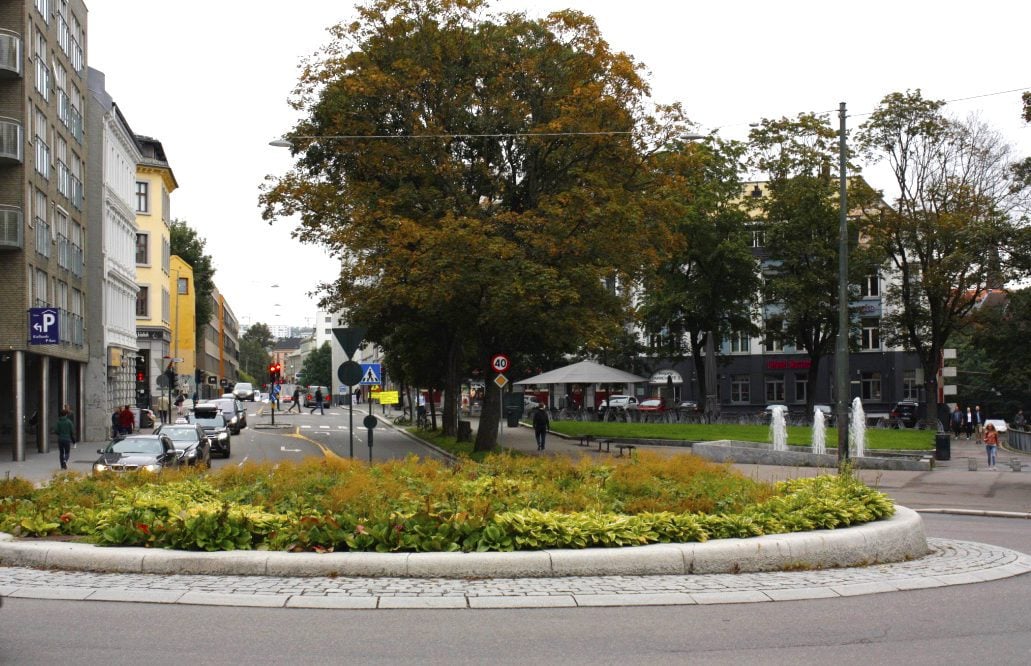 Rundkjøringen ved Alexander Kiellands plass. Her gikk Oslos første busslinje.