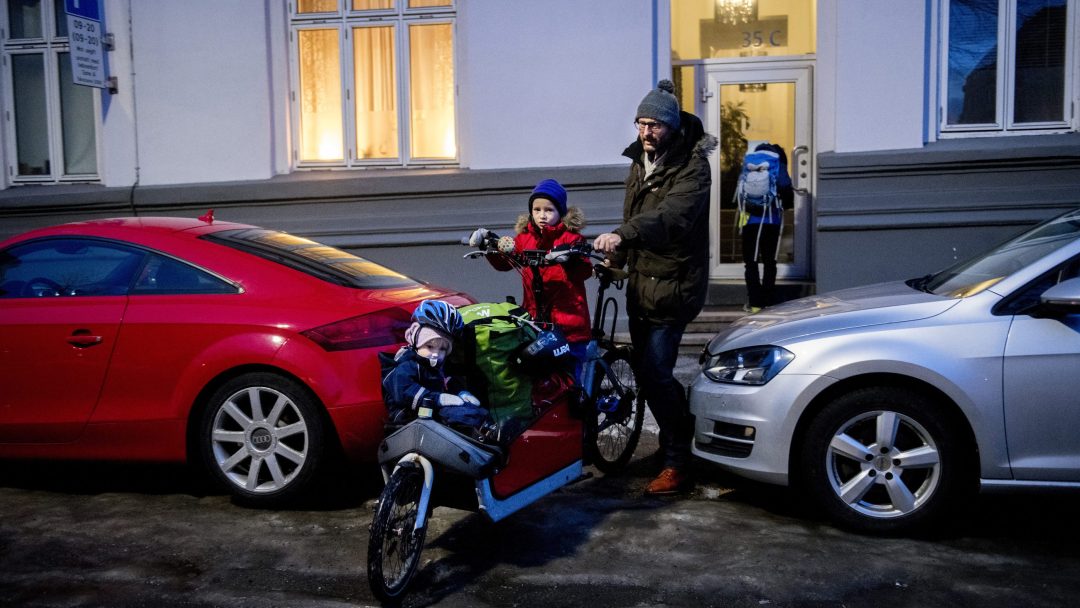 A car-free life in Oslo is possible because of the family's cargo bike
