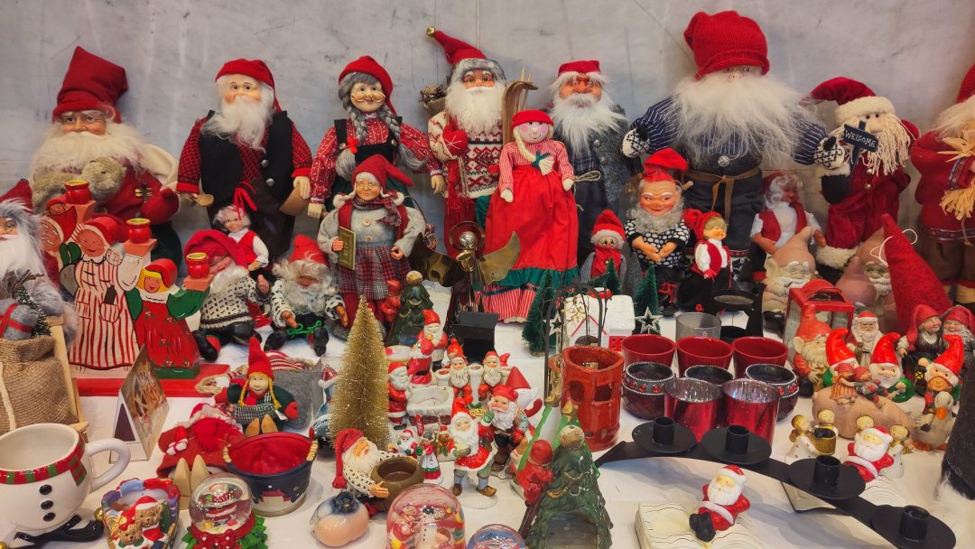 julenisser og julepynt