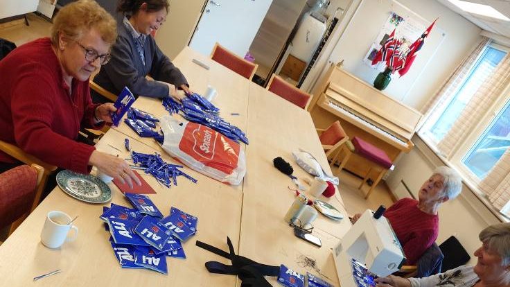 tomme kaffebpkser fra Kreativ workshop på Møteplass Vinderen