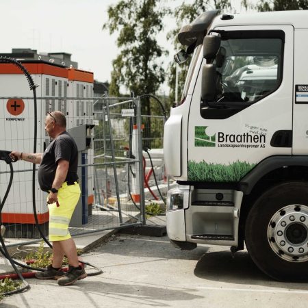 Gå til Ny undersøkelse: Virkemidler fortsatt avgjørende for elektrifisering av tungtransporten